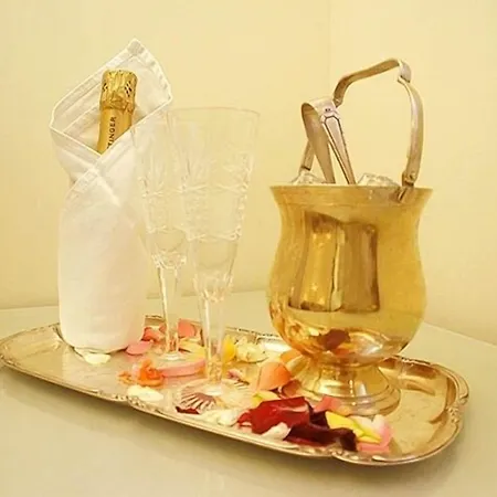 Hotel Unic Renoir Saint-germain 3*