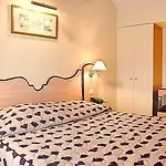 Unic Renoir Saint-germain Hotel