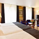 Unic Renoir Saint-germain 3*