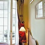Unic Renoir Saint-germain 3*