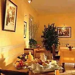 Unic Renoir Saint-germain Hotel 3*