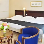 Unic Renoir Saint-germain 3*