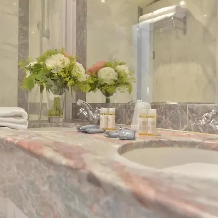 سويتس أونيك رونوار سان جيرمان 3*