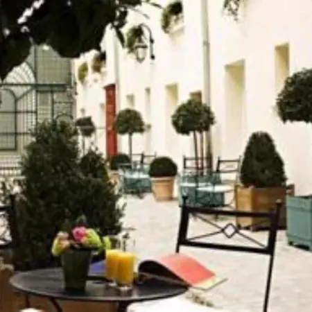 Unic Renoir Saint-germain Hotel Paryż