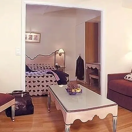 Unic Renoir Saint-germain Szálloda Párizs