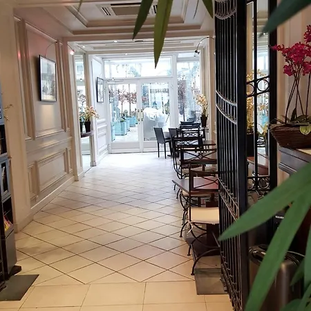 Unic Renoir Saint-germain Párizs