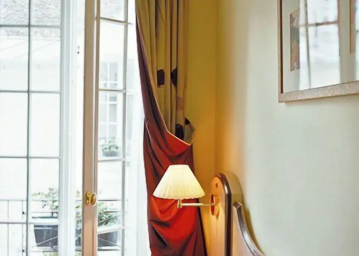 Unic Renoir Saint-germain 3*