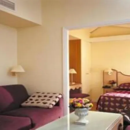 Unic Renoir Saint-germain 3* Παρίσι