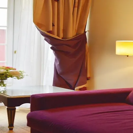 Unic Renoir Saint-germain 3*