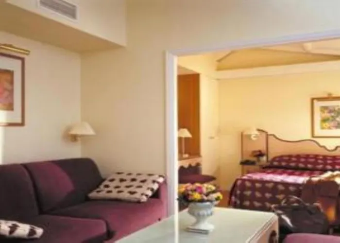 Unic Renoir Saint-germain 3* Παρίσι