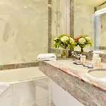 Unic Renoir Saint-germain 3*