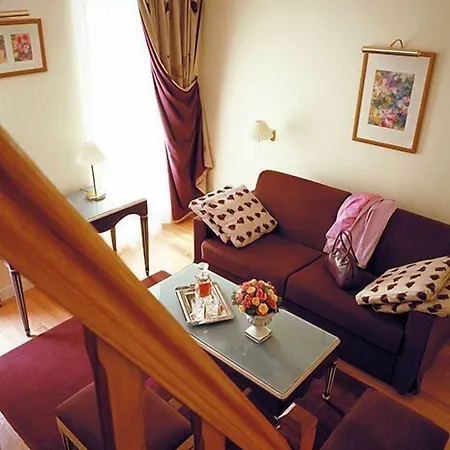 Hotel Unic Renoir Saint-germain Paryż